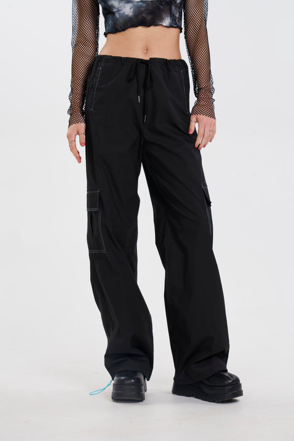 On A Leash Cargo Pants - Black/Blue